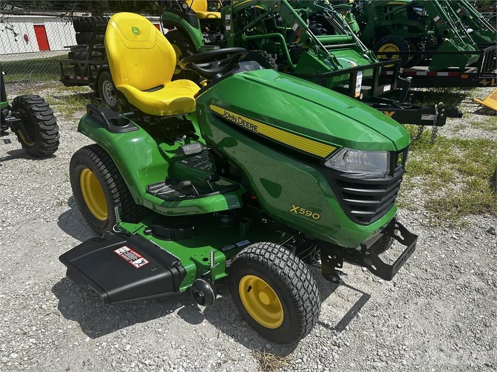 John Deere X590 Compact tractors