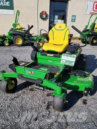 John Deere Z330R Zero turn mowers