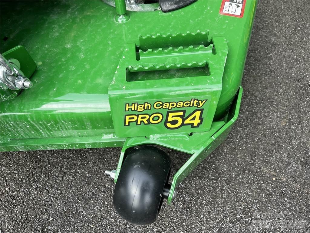 John Deere Z720E Zero turn mowers