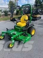 John Deere Z735E Zero turn mowers
