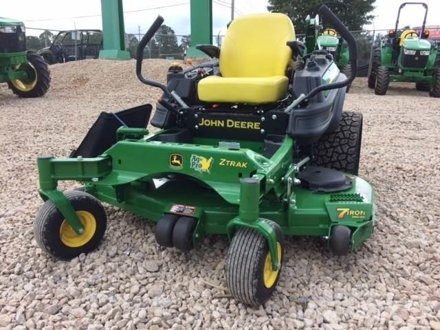 John Deere Z920M Zero turn mowers