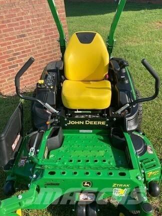 John Deere Z920M Zero turn mowers