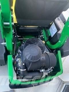 John Deere Z930M Zero turn mowers