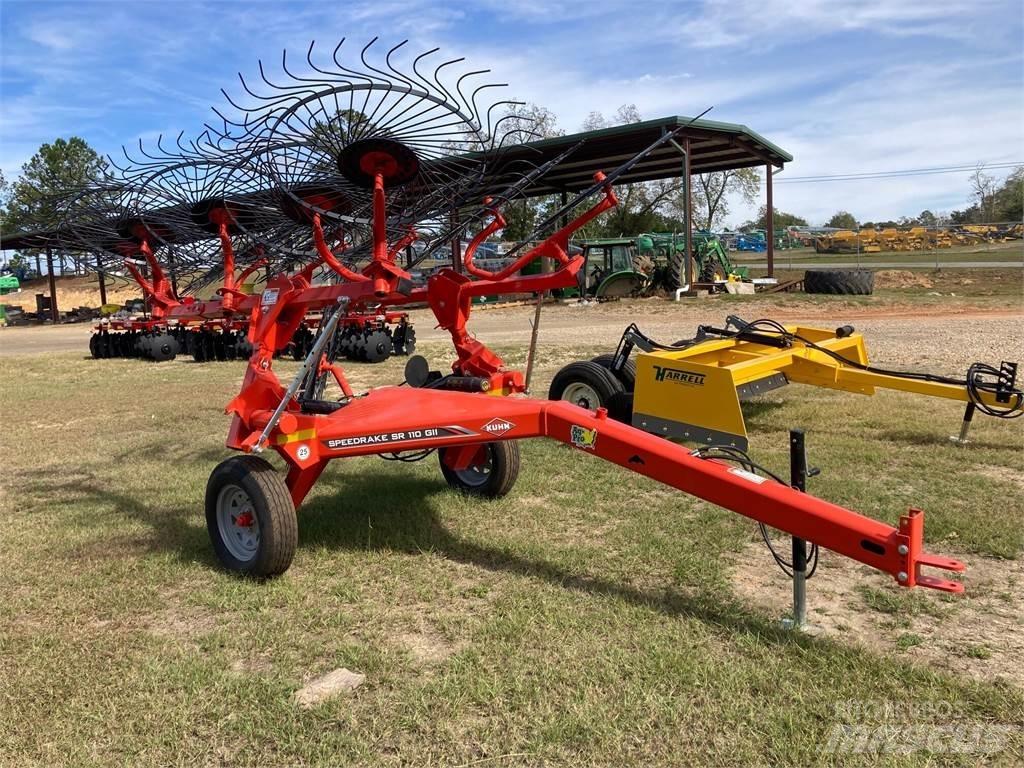 Kuhn SR110 Rakes and tedders