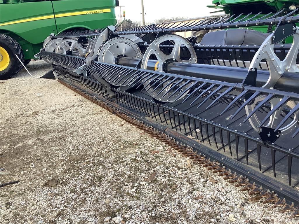 MacDon FD235 Combine harvester spares & accessories