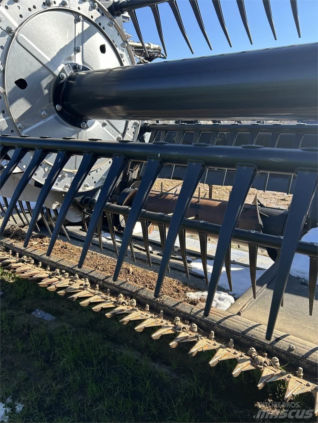 MacDon FD240 Combine harvester spares & accessories