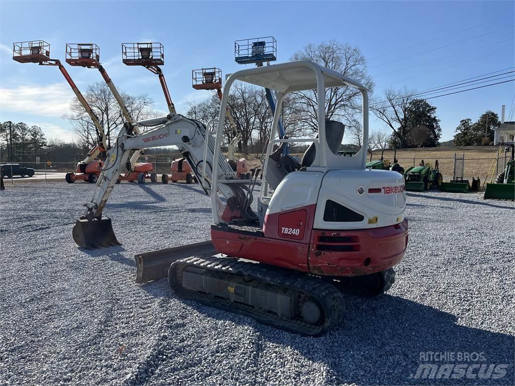 Takeuchi TB240 Mini excavators < 7t
