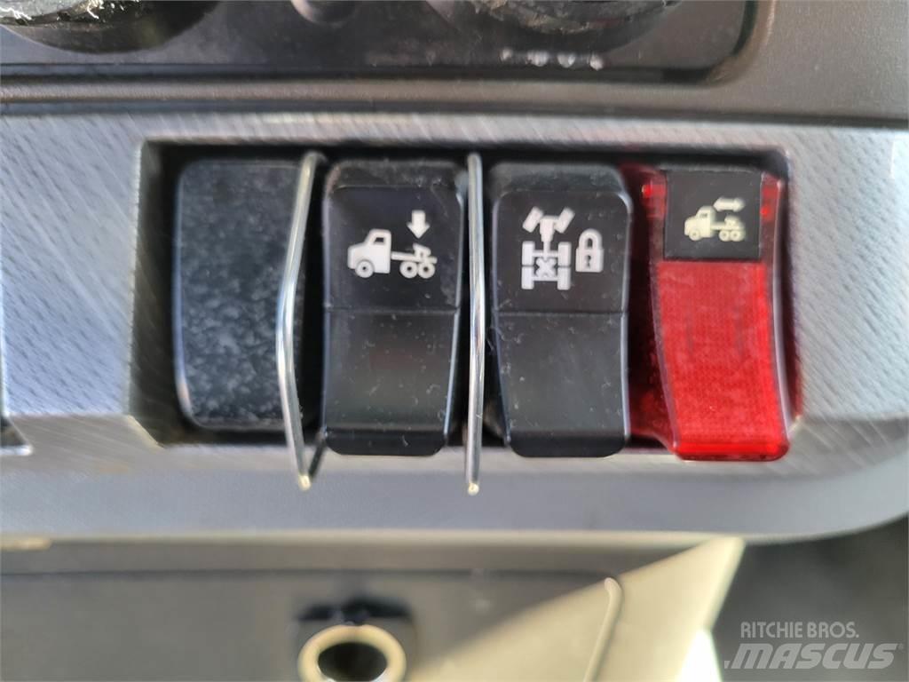 Kenworth T680 Truck Tractor Units