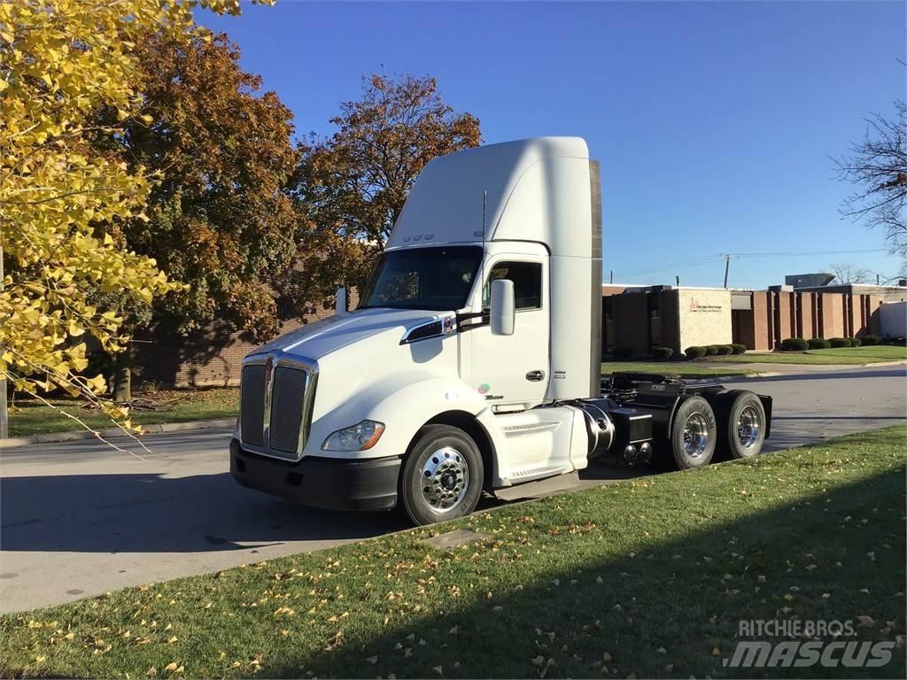 Kenworth T680 Truck Tractor Units