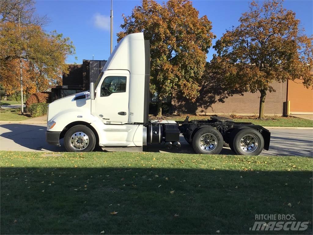 Kenworth T680 Truck Tractor Units