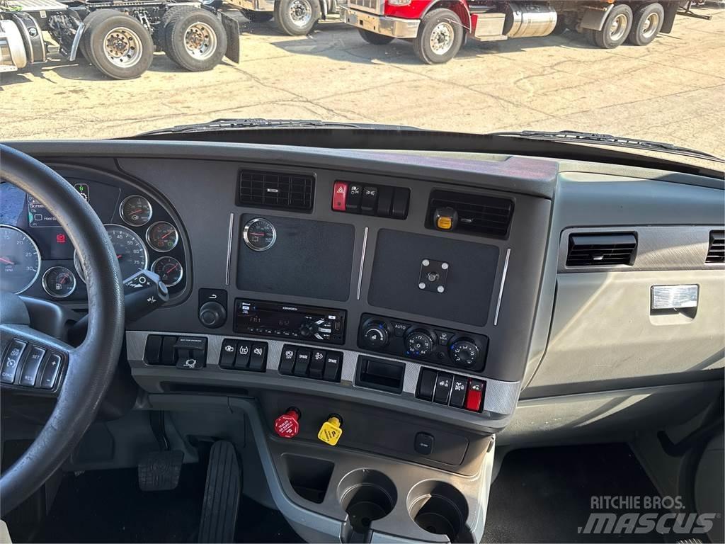 Kenworth T680 Truck Tractor Units