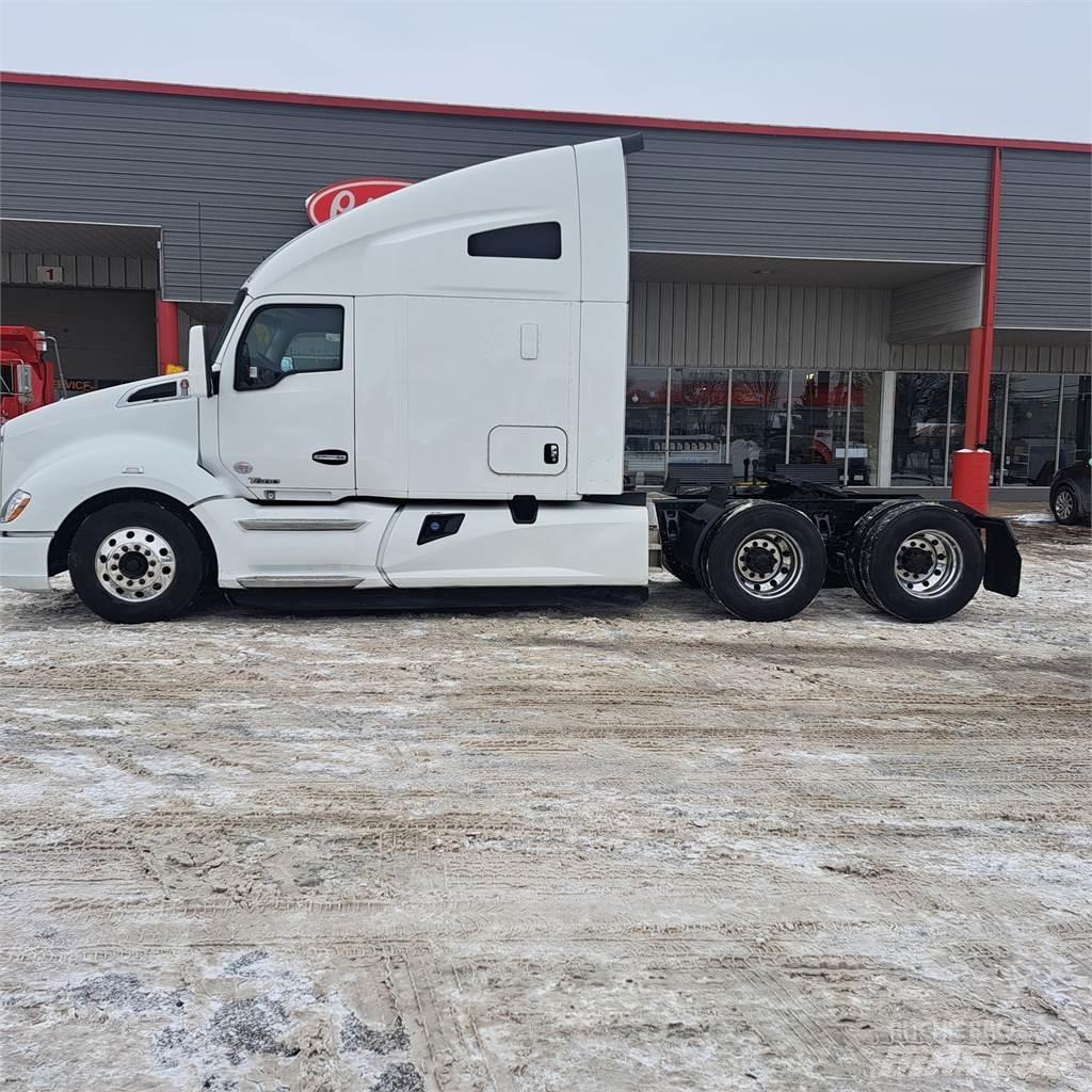 Kenworth T680 Truck Tractor Units