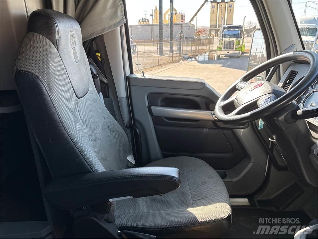 Kenworth T680 Truck Tractor Units
