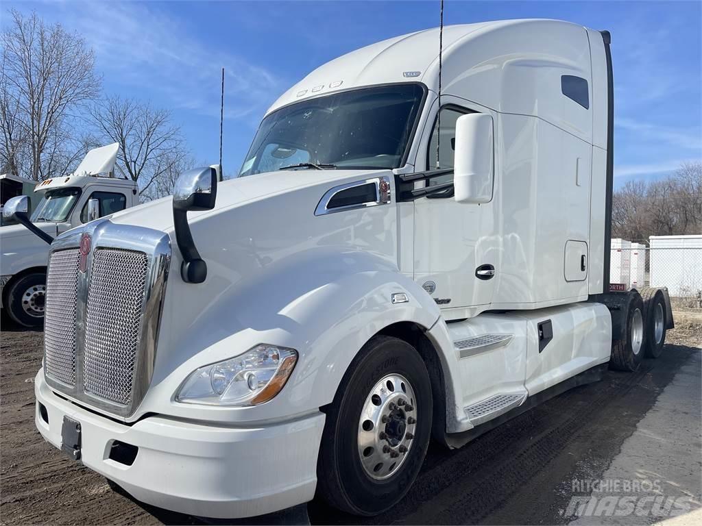 Kenworth T680 Truck Tractor Units