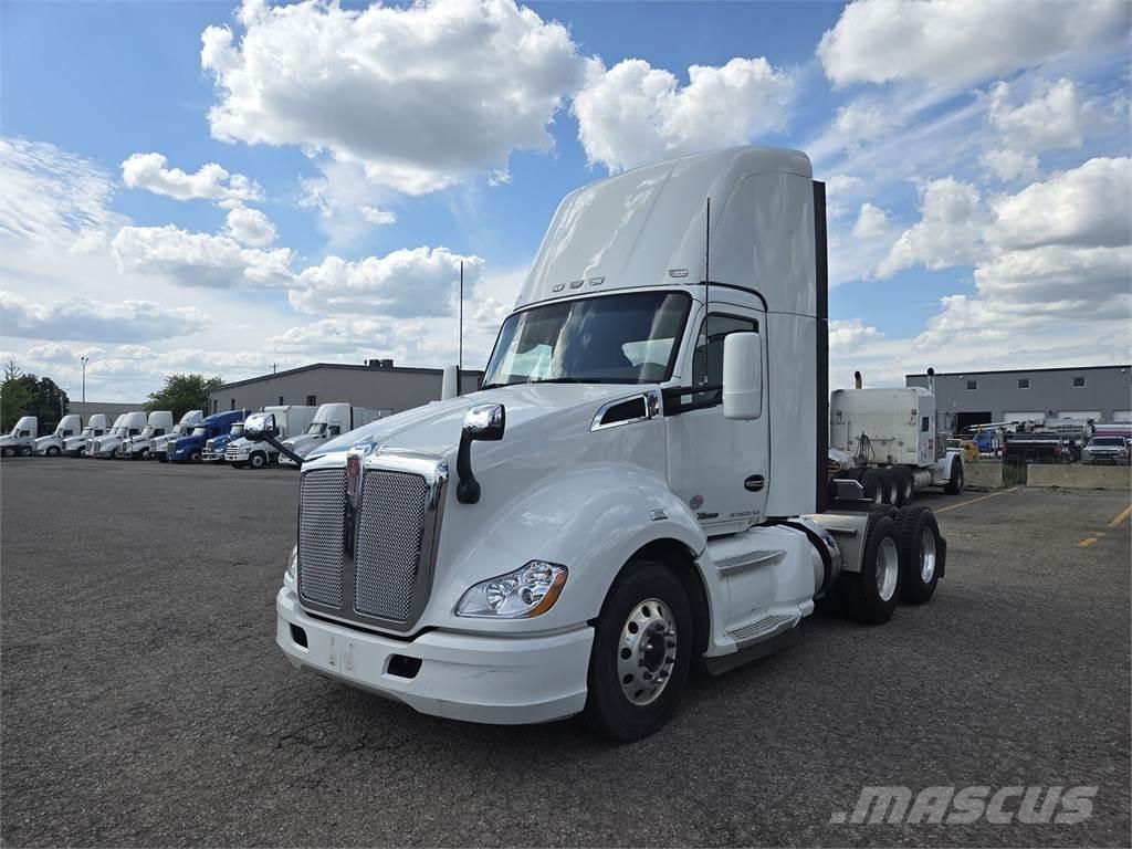 Kenworth T680 Truck Tractor Units