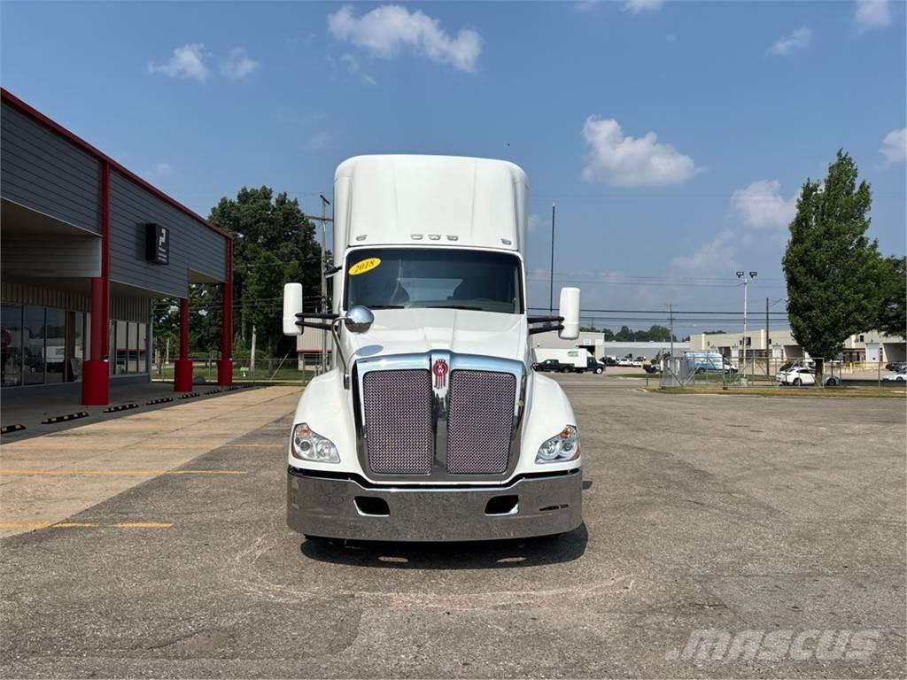 Kenworth T680 Truck Tractor Units