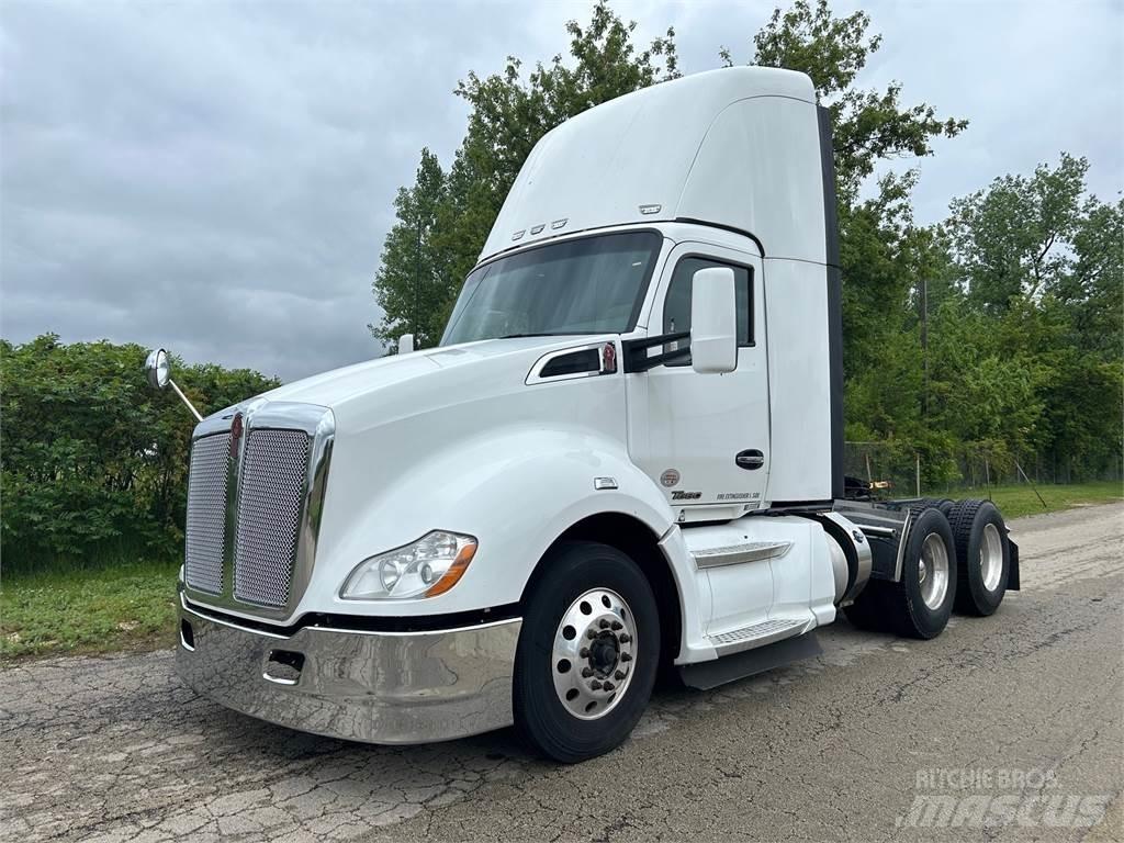 Kenworth T680 Truck Tractor Units