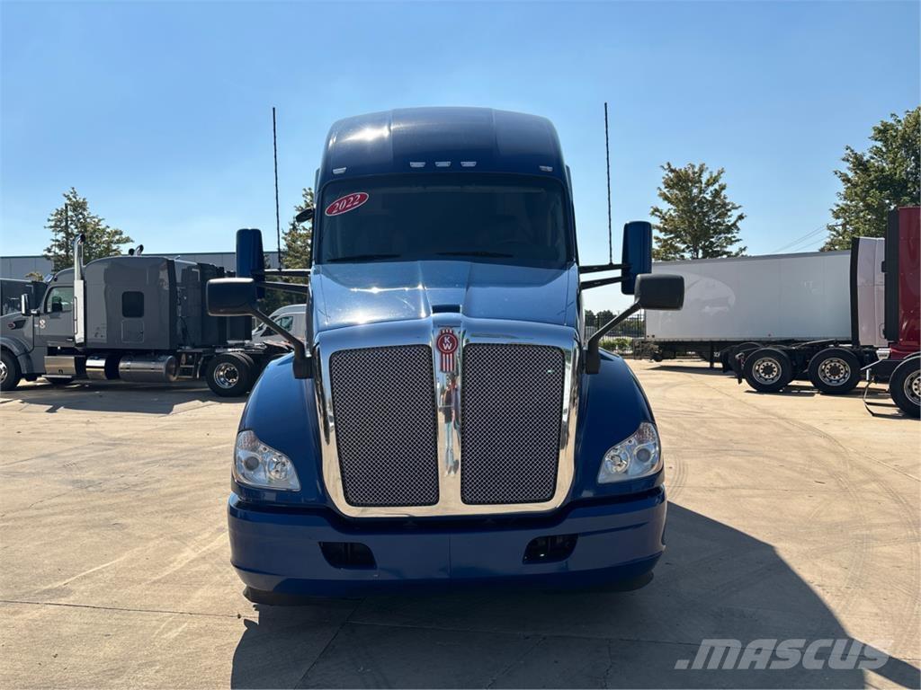 Kenworth T680 Truck Tractor Units