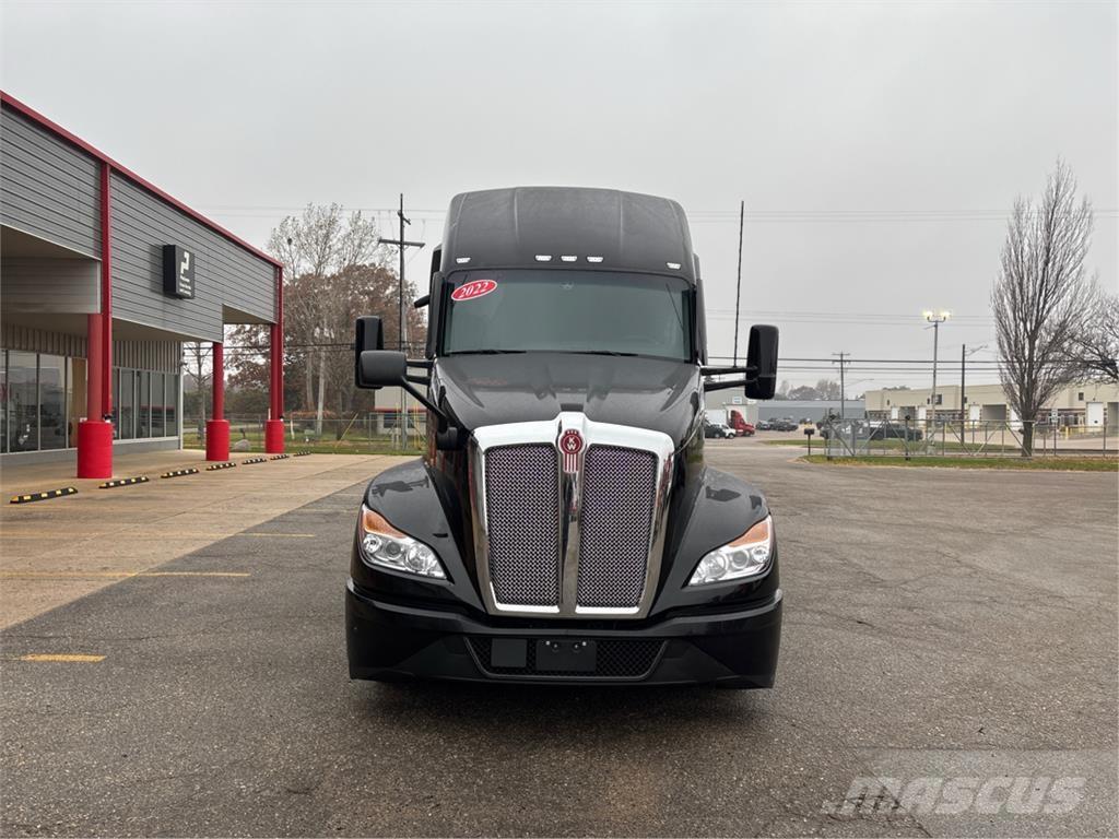 Kenworth T680 Truck Tractor Units
