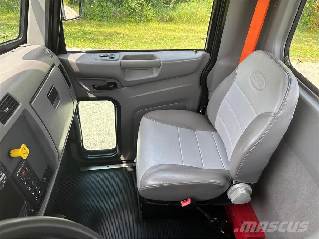 Peterbilt 337 Chassis Cab trucks