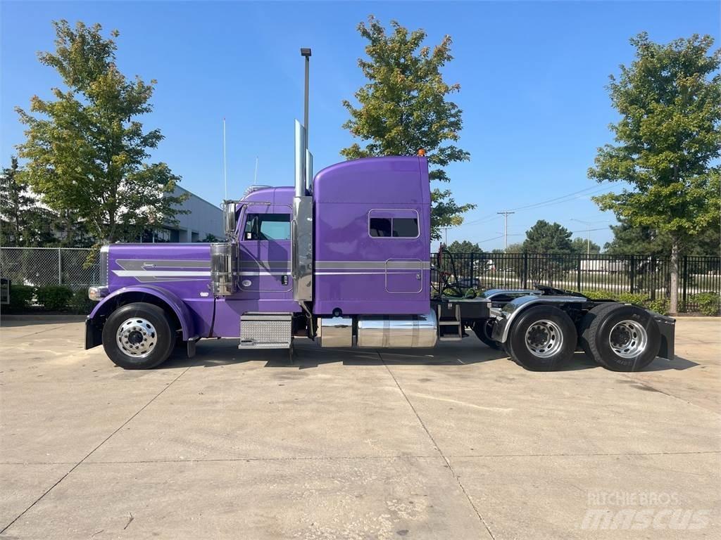 Peterbilt 389 Truck Tractor Units