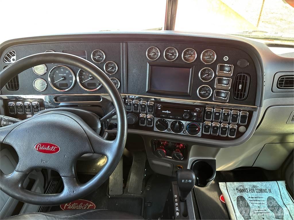 Peterbilt 389 Truck Tractor Units