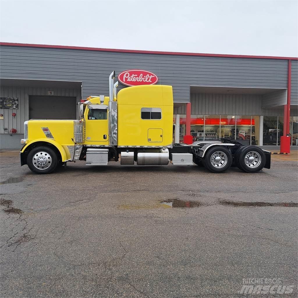 Peterbilt 389 Truck Tractor Units