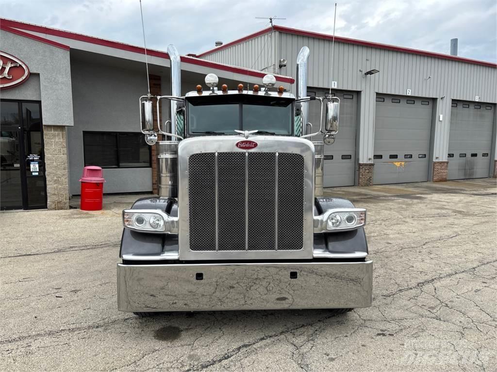 Peterbilt 389 Truck Tractor Units
