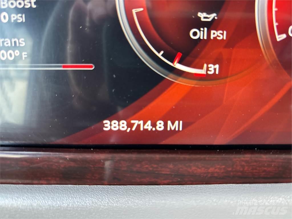 Peterbilt 389 Truck Tractor Units
