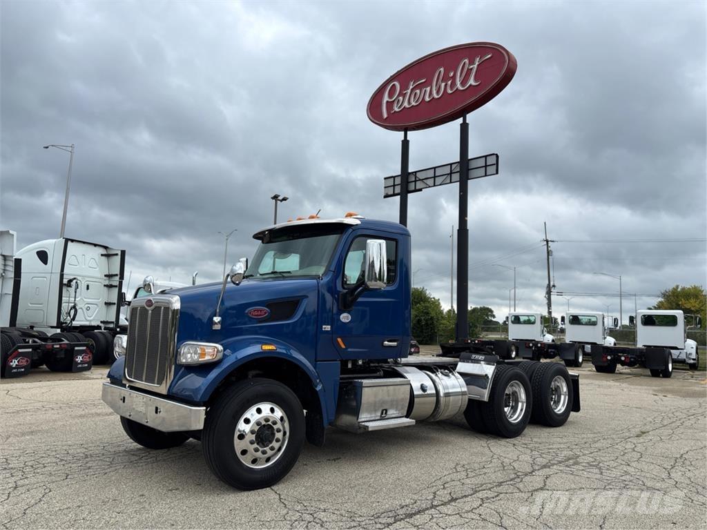 Peterbilt 567 Other trucks