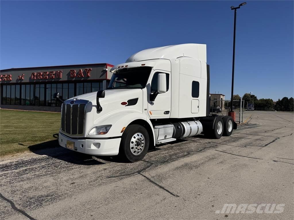 Peterbilt 579 Truck Tractor Units