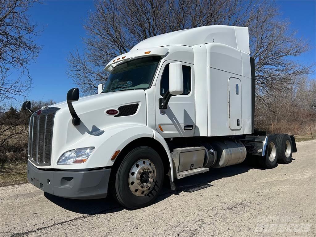 Peterbilt 579 Truck Tractor Units