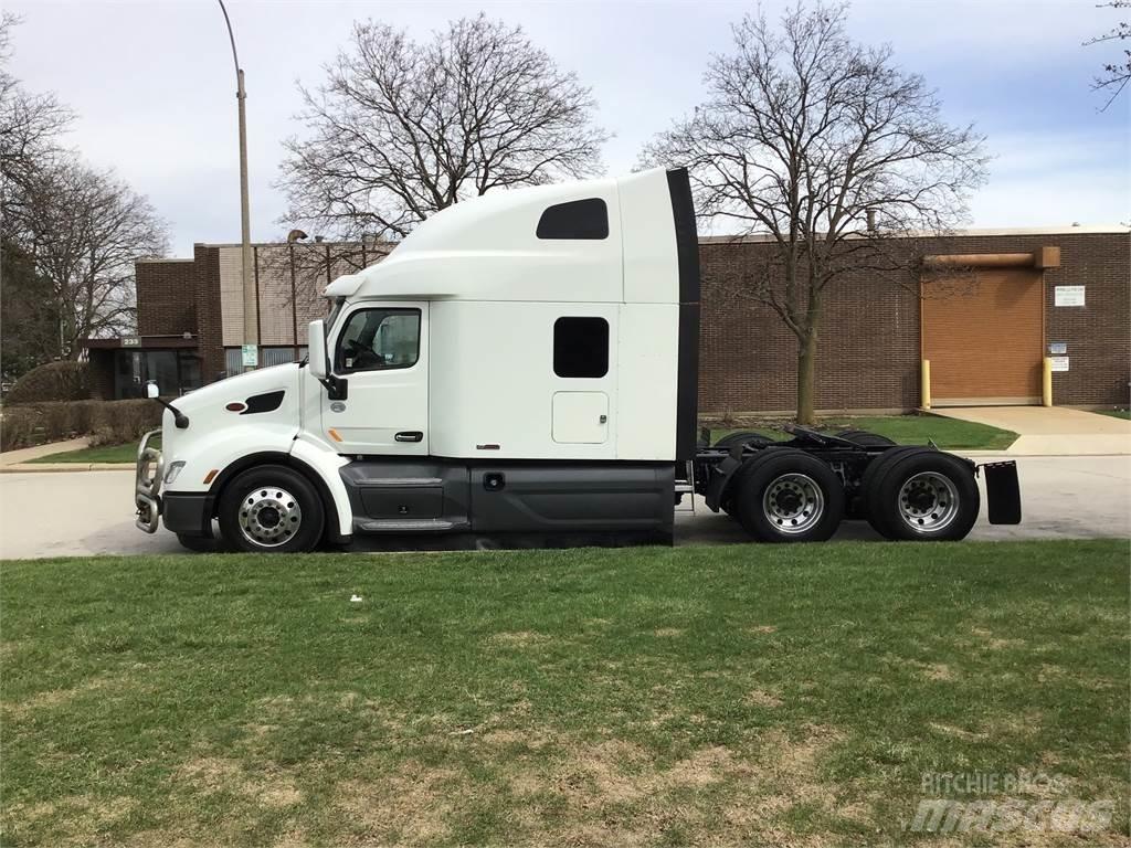 Peterbilt 579 Truck Tractor Units