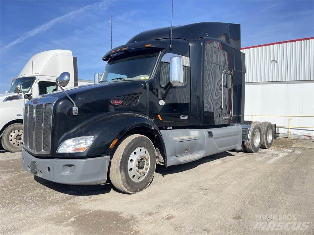 Peterbilt 579 Truck Tractor Units