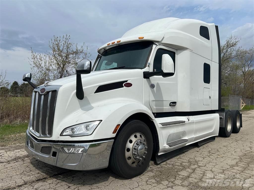 Peterbilt 579 Truck Tractor Units