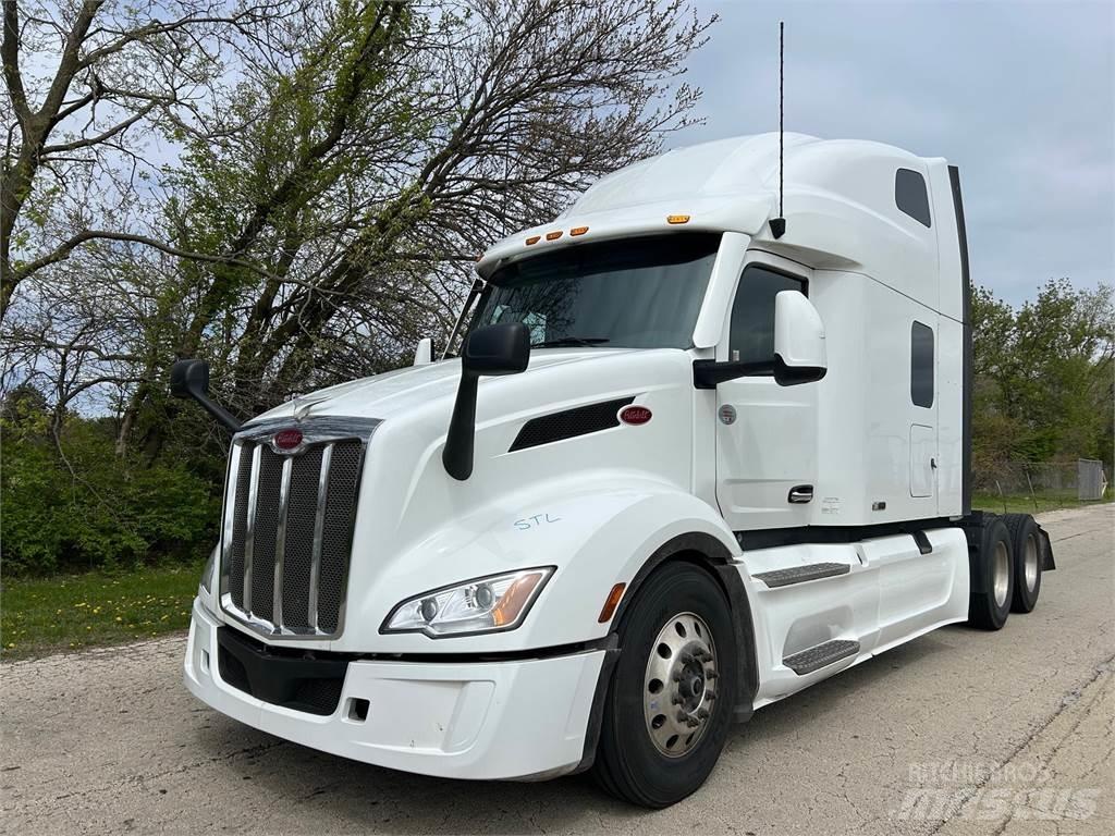 Peterbilt 579 Truck Tractor Units