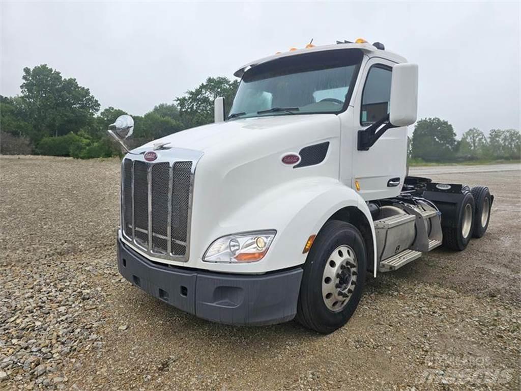 Peterbilt 579 Truck Tractor Units