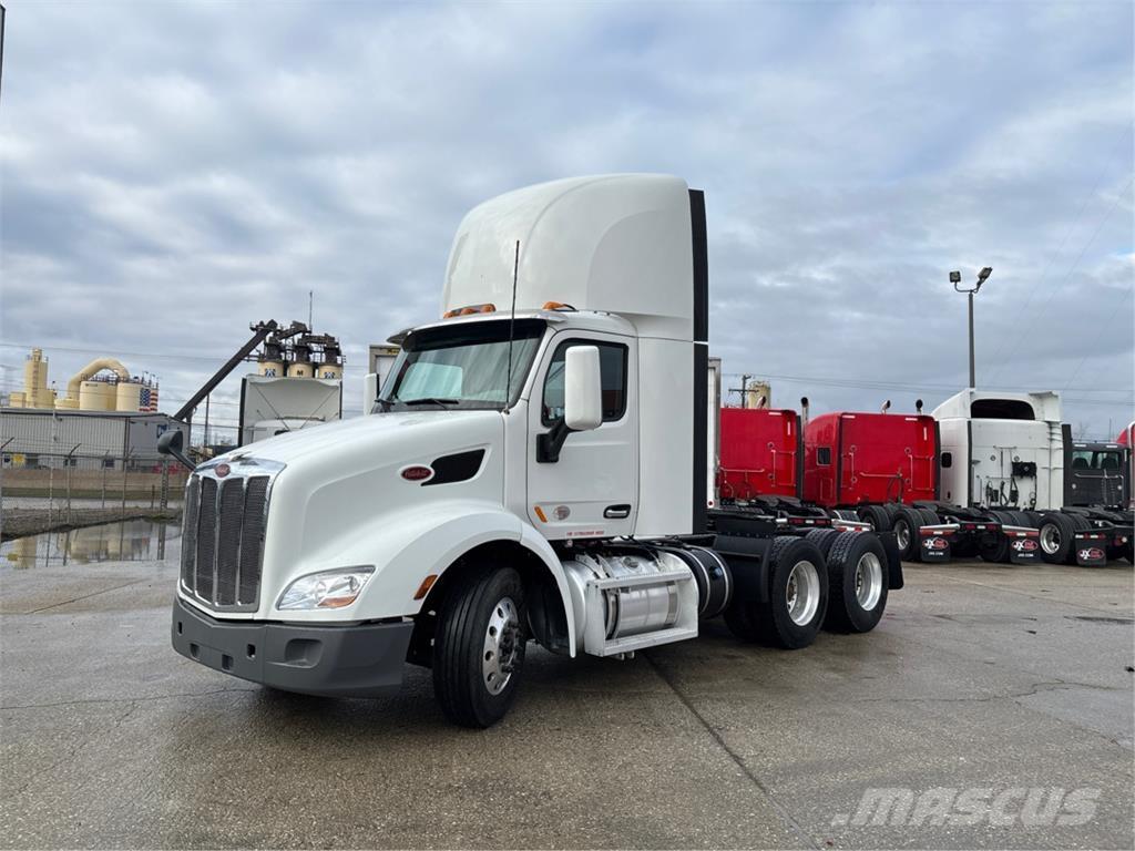 Peterbilt 579 Truck Tractor Units