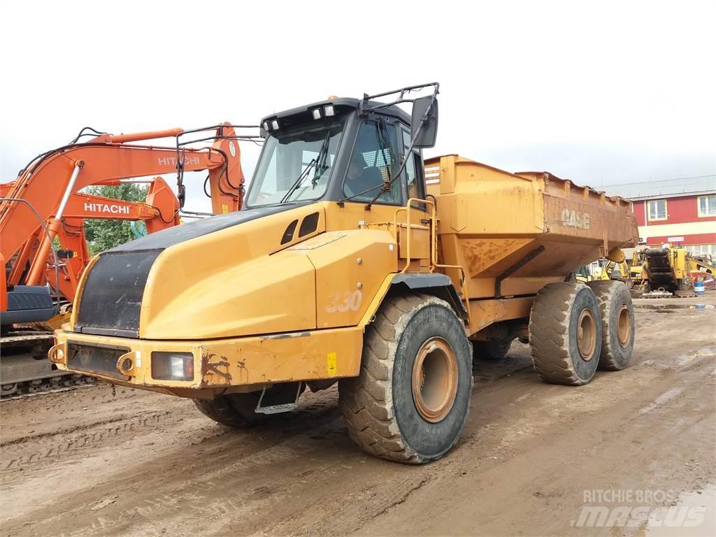 CASE 330 Articulated Haulers