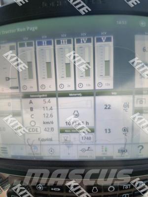 John Deere 7230R Tractors