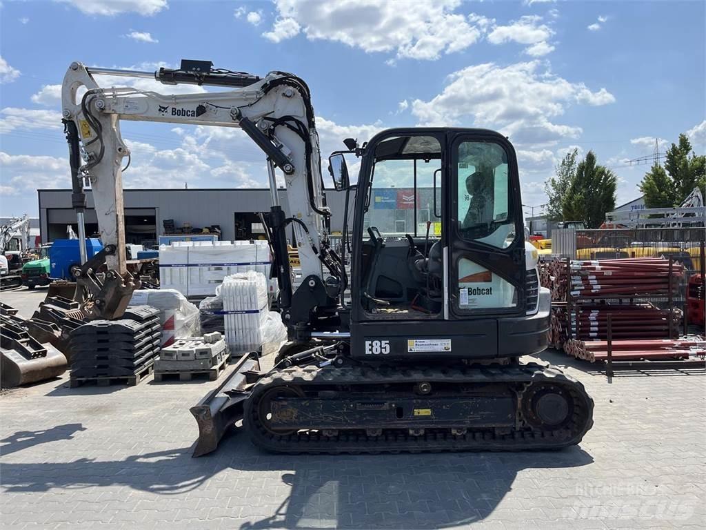 Bobcat E 85 Mini excavators < 7t