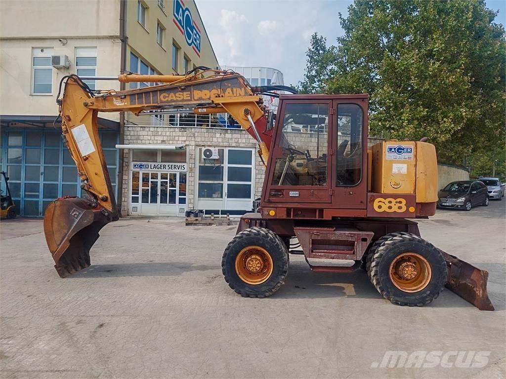 Case Poclain 688P Wheeled excavators