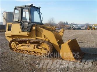 CAT 943 Crawler FEL's
