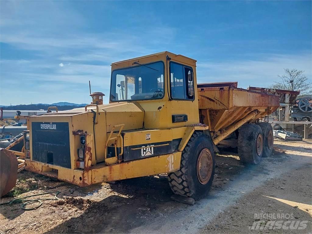 CAT D300B Articulated Haulers