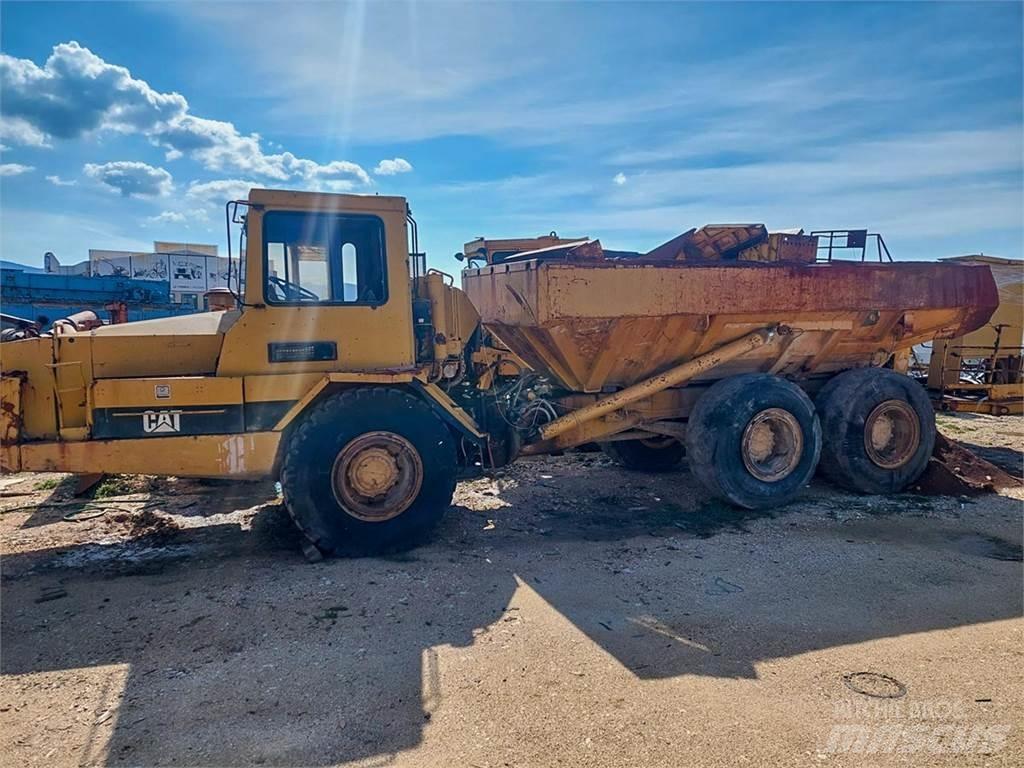 CAT D300B Articulated Haulers