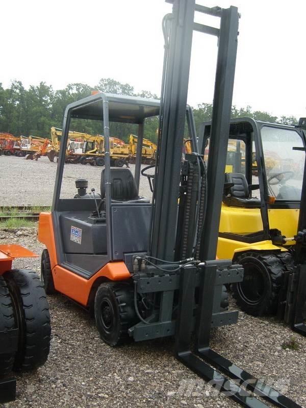 Still R70-30 Diesel trucks