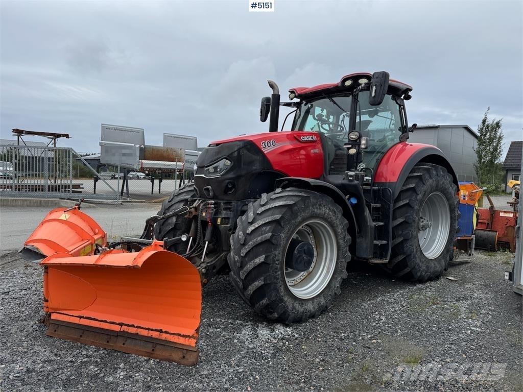 CASE CS110 Tractors