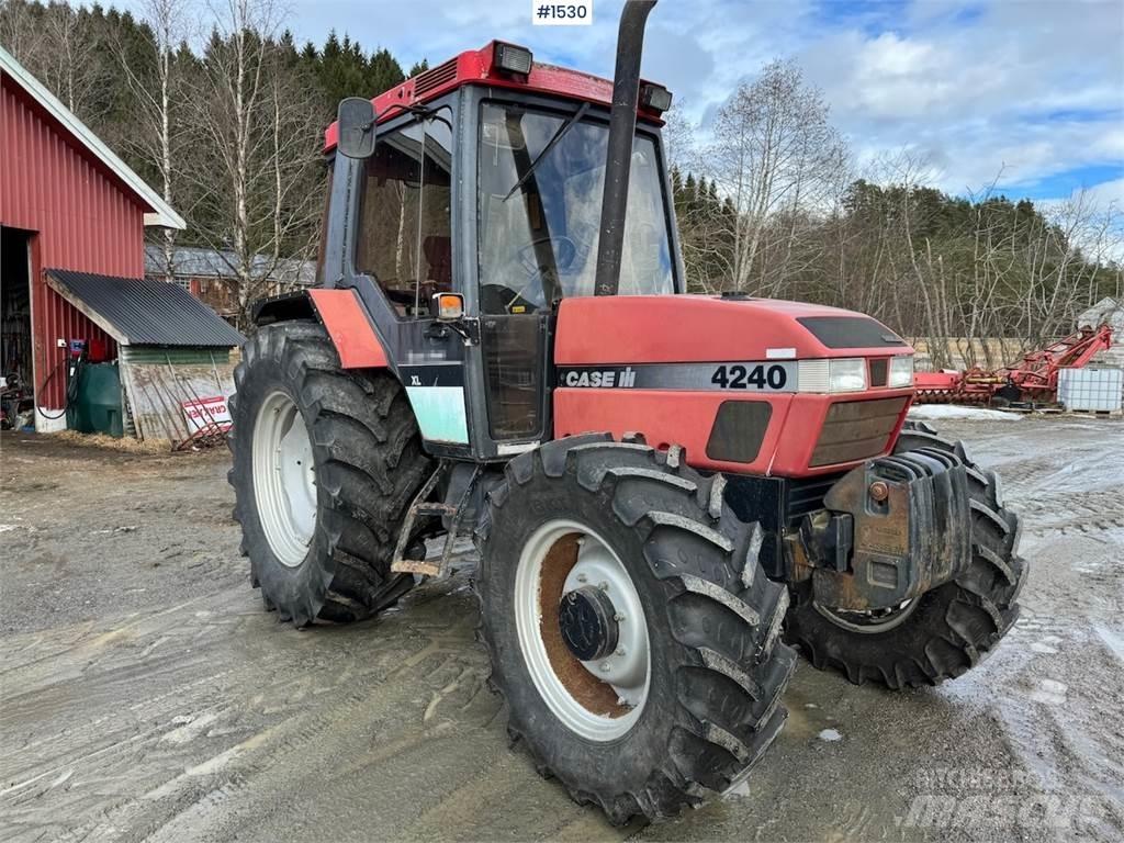 CASE IH 4240 XL Tractors