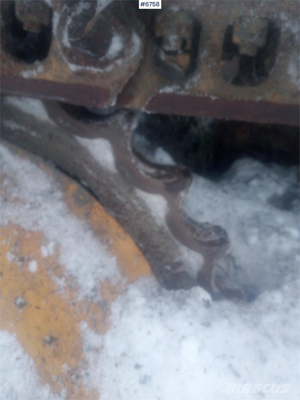 CAT D4 Crawler dozers