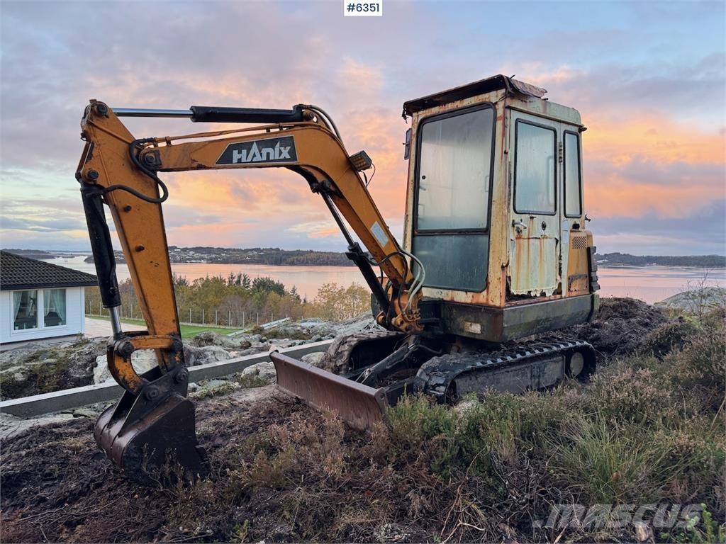 Hanix N 260-2 Crawler excavators